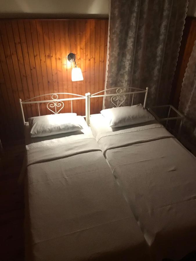 9Mouses Chasiotis Guest House Ampelakia Eksteriør bilde